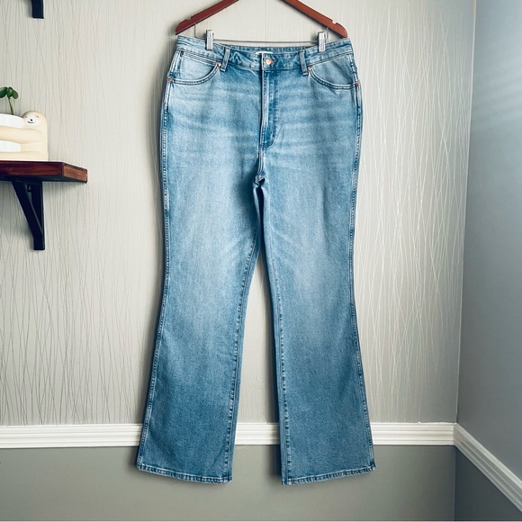 Wrangler Westward 626 High-Rise Bootcut Jeans Zelda Color Womens Size 33 - Picture 3 of 15